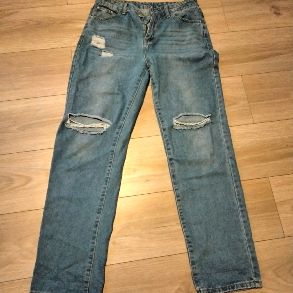 Distressed Jeans